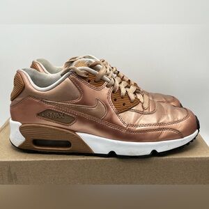 Girl’s Nike Air Max 90 SE Athletic Shoes ‘Metallic Bronze’ 859633-900 - Size 7Y